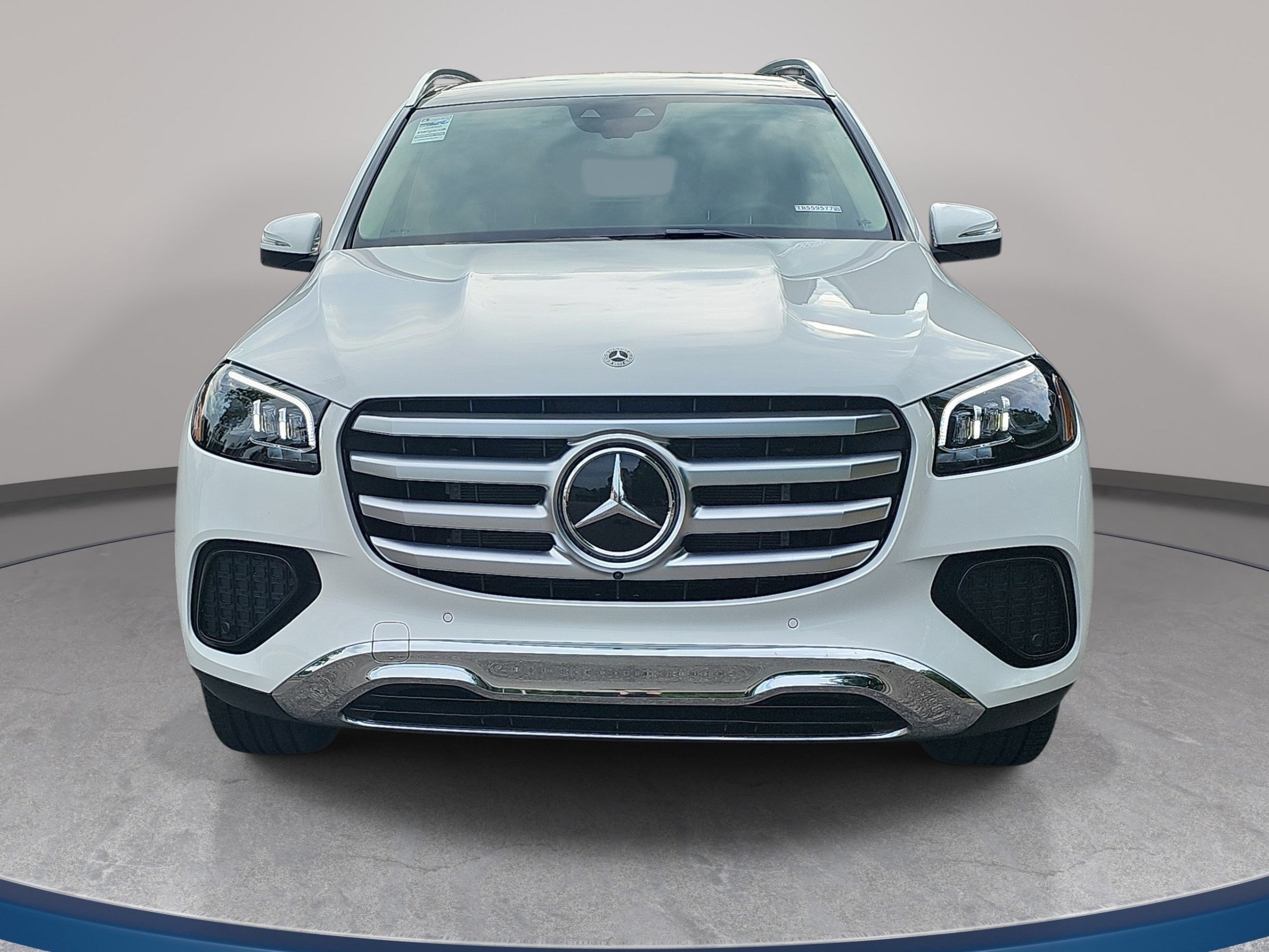 Used 2026 Mercedes-Benz GLS 450 4MATIC image 2