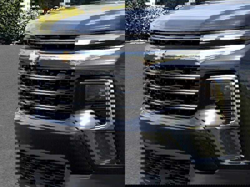 New 2025 Chevrolet Traverse LT w/ Sun and Wheel Package image 13
