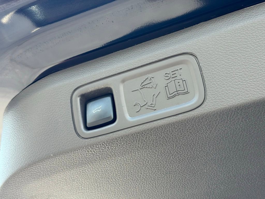 Used 2021 Ford Expedition Max Limited RWD image 13