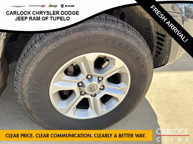 Used 2024 Toyota 4Runner SR5 Premium w/ Moonroof Package AWD/4WD image 10