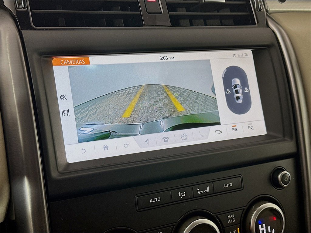Used 2020 Land Rover Discovery Landmark image 20