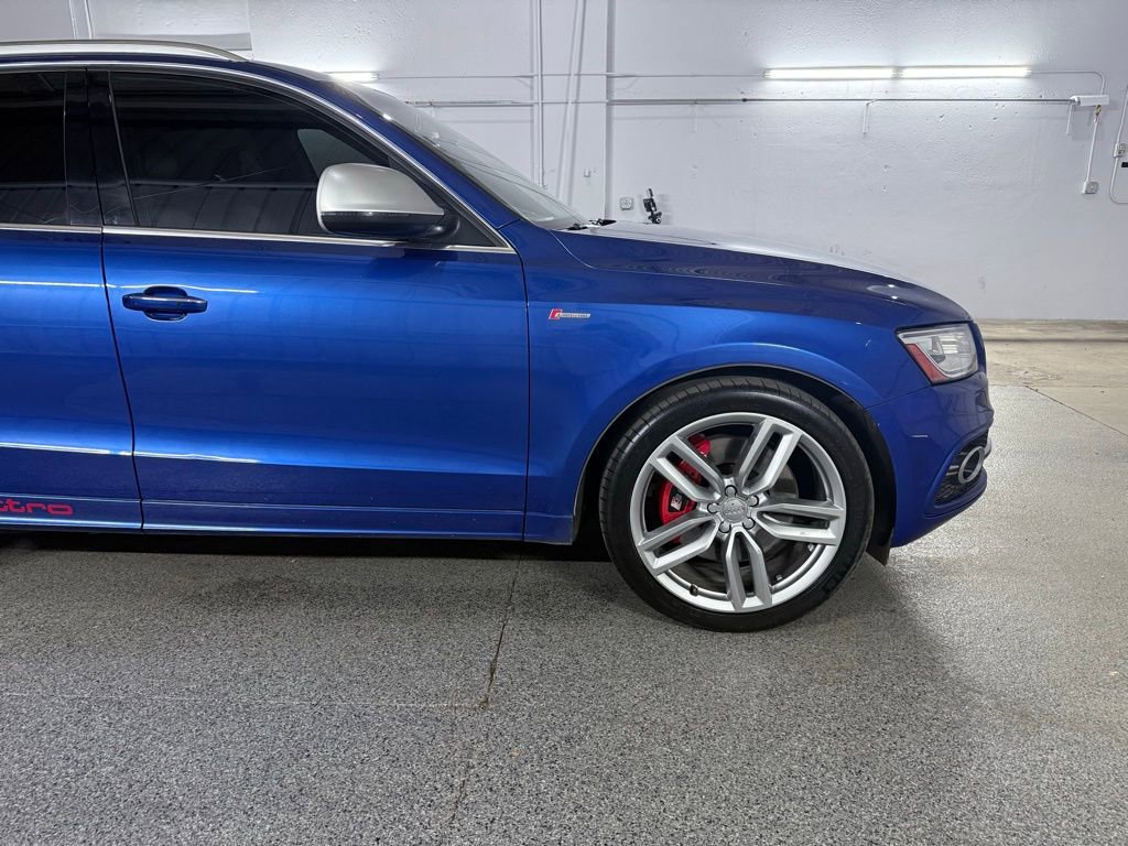 Used 2015 Audi SQ5 Prestige w/ Prestige Package image 5