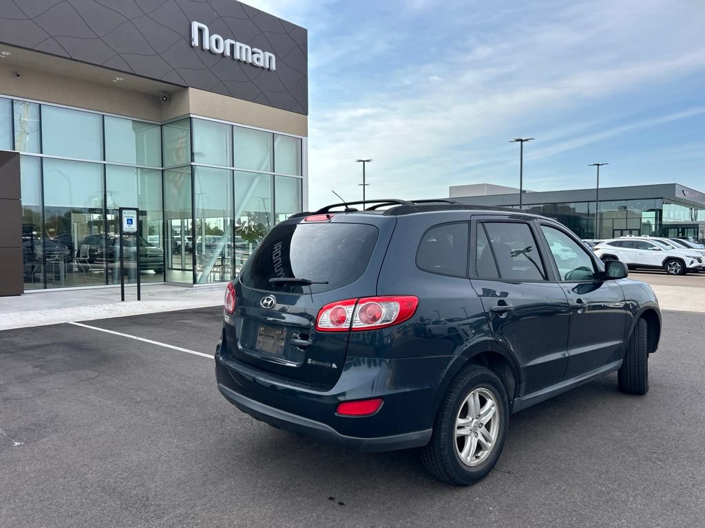 Used 2011 Hyundai Santa Fe GLS FWD image 11