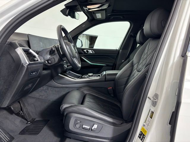 Used 2024 BMW X5 xDrive40i w/ Premium Package image 11