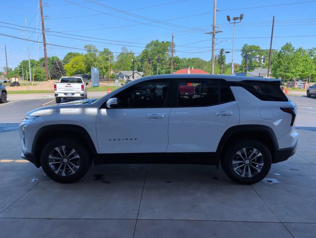 Used 2025 Chevrolet Equinox LT w/ Safety and Technology Package FWD image 5
