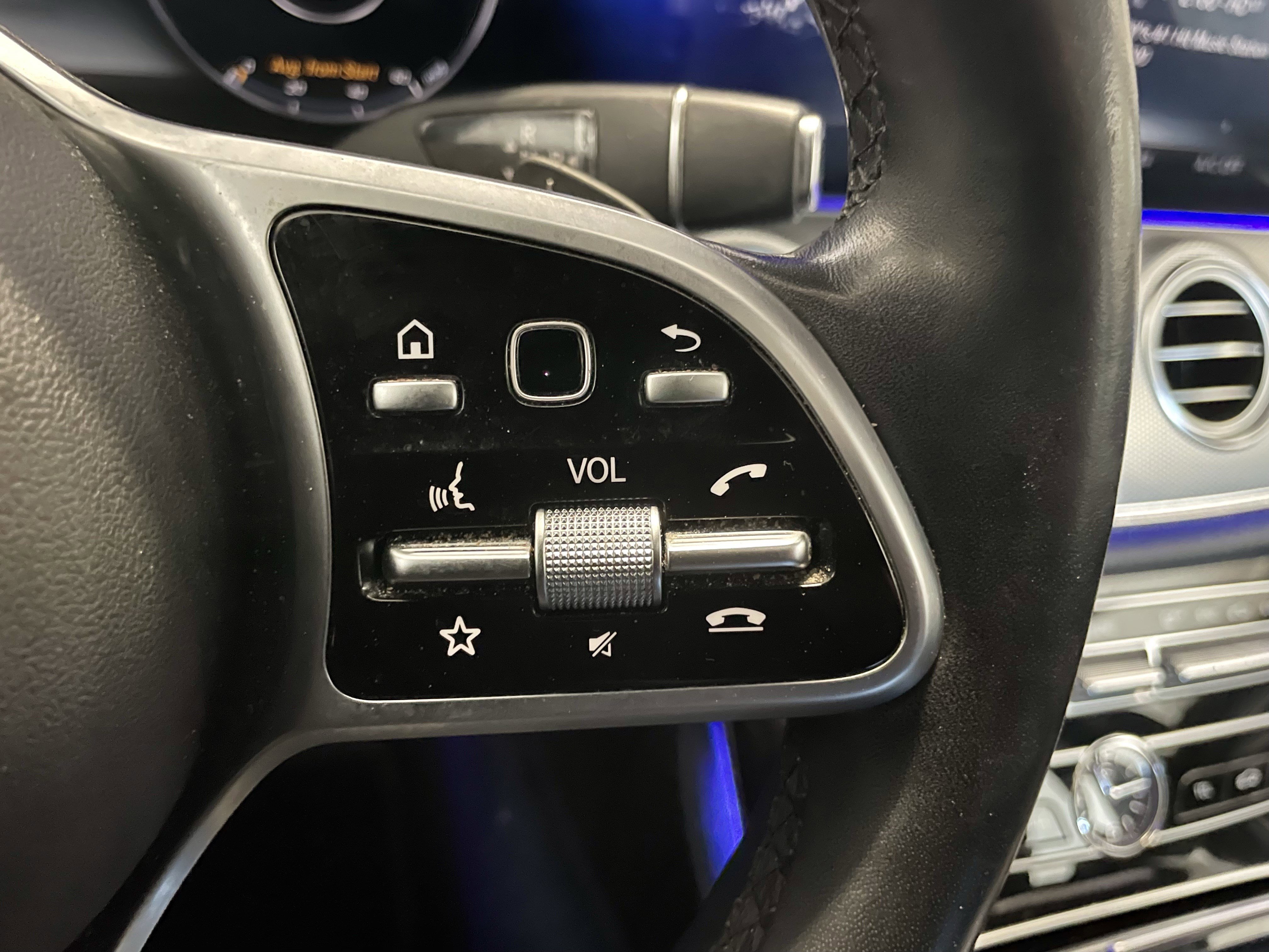 Used 2020 Mercedes-Benz E 350 4MATIC Sedan image 22