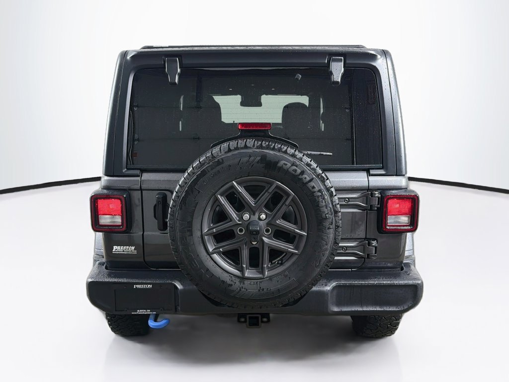 Used 2024 Jeep Wrangler Unlimited Sport AWD/4WD image 6