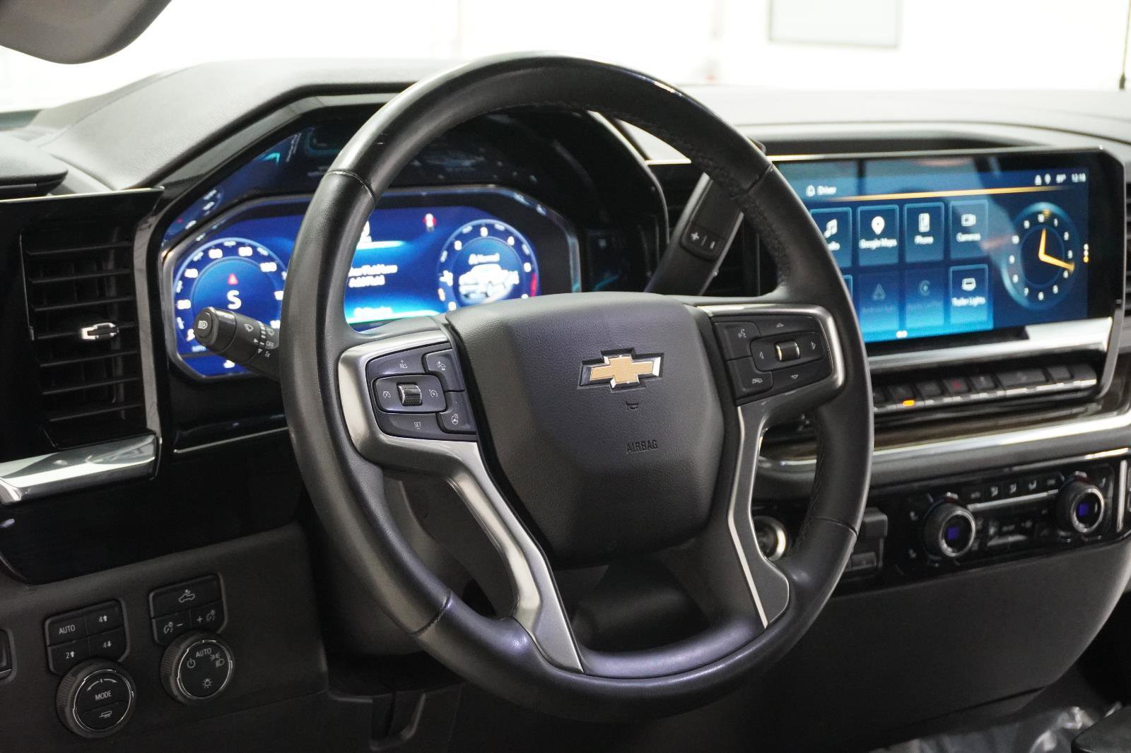 Used 2023 Chevrolet Silverado 1500 LT w/ Z71 Off-Road Package image 15