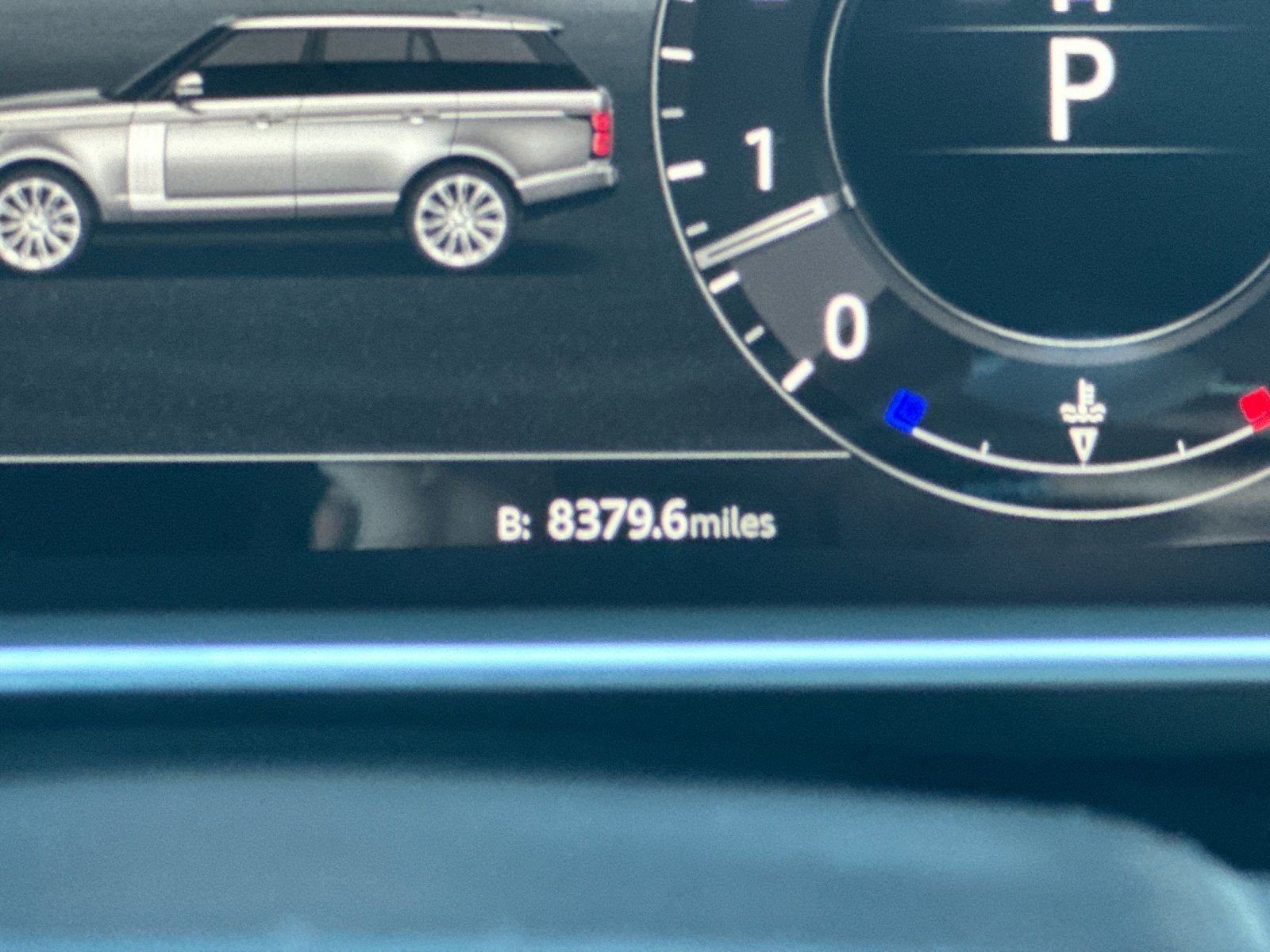 Used 2020 Land Rover Range Rover HSE image 30