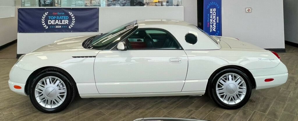 Used 2002 Ford Thunderbird RWD image 2
