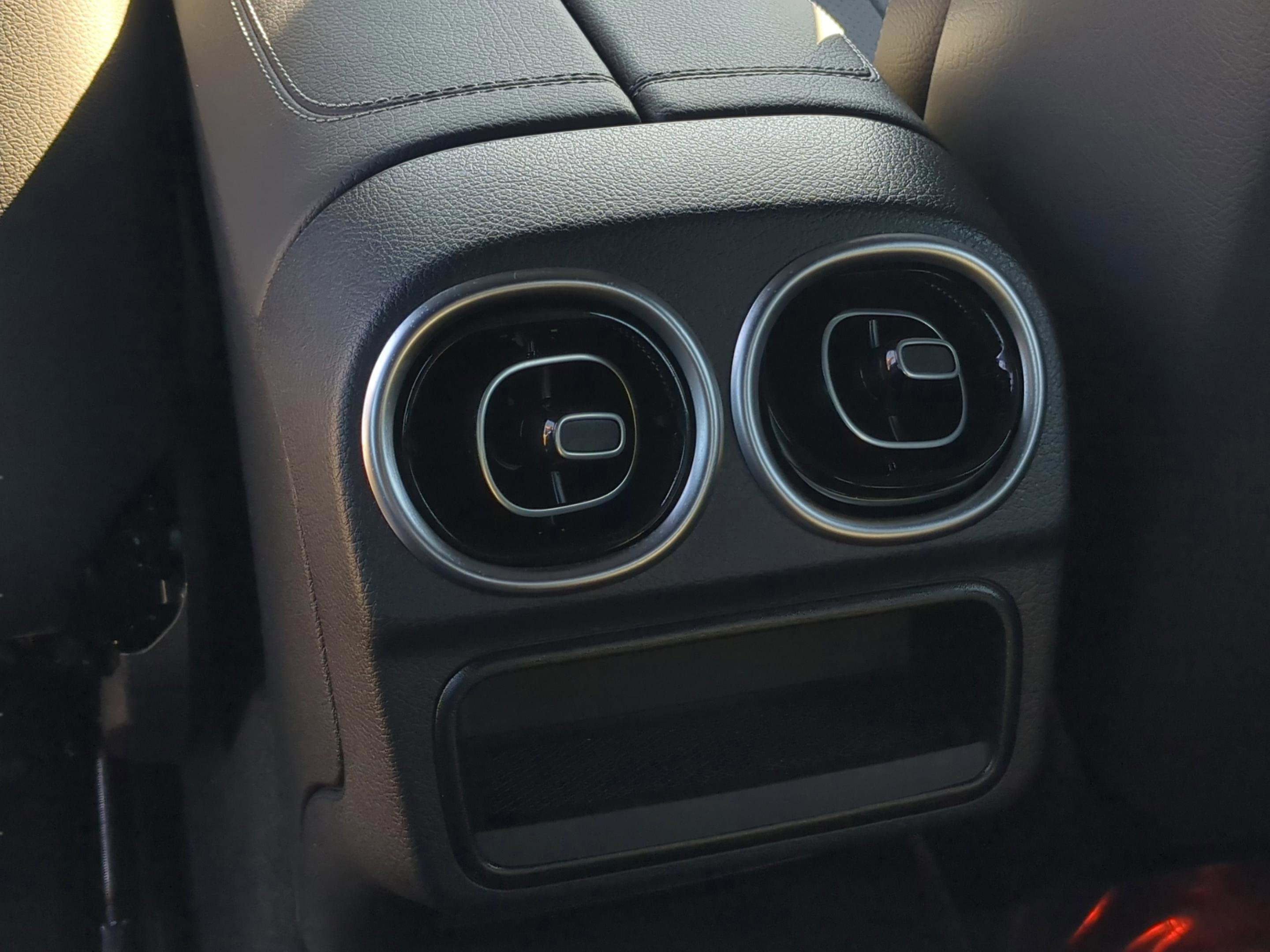 Certified 2026 Mercedes-Benz CLE 300 4MATIC Coupe image 10