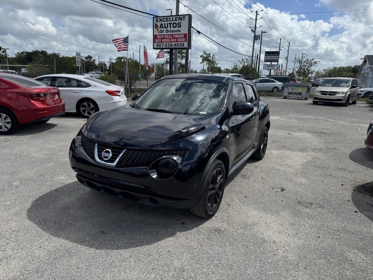 Used 2014 Nissan Juke SV FWD image 1