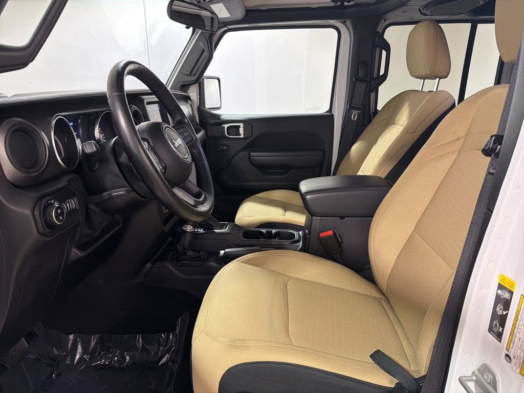 Used 2021 Jeep Gladiator Sport AWD/4WD image 11