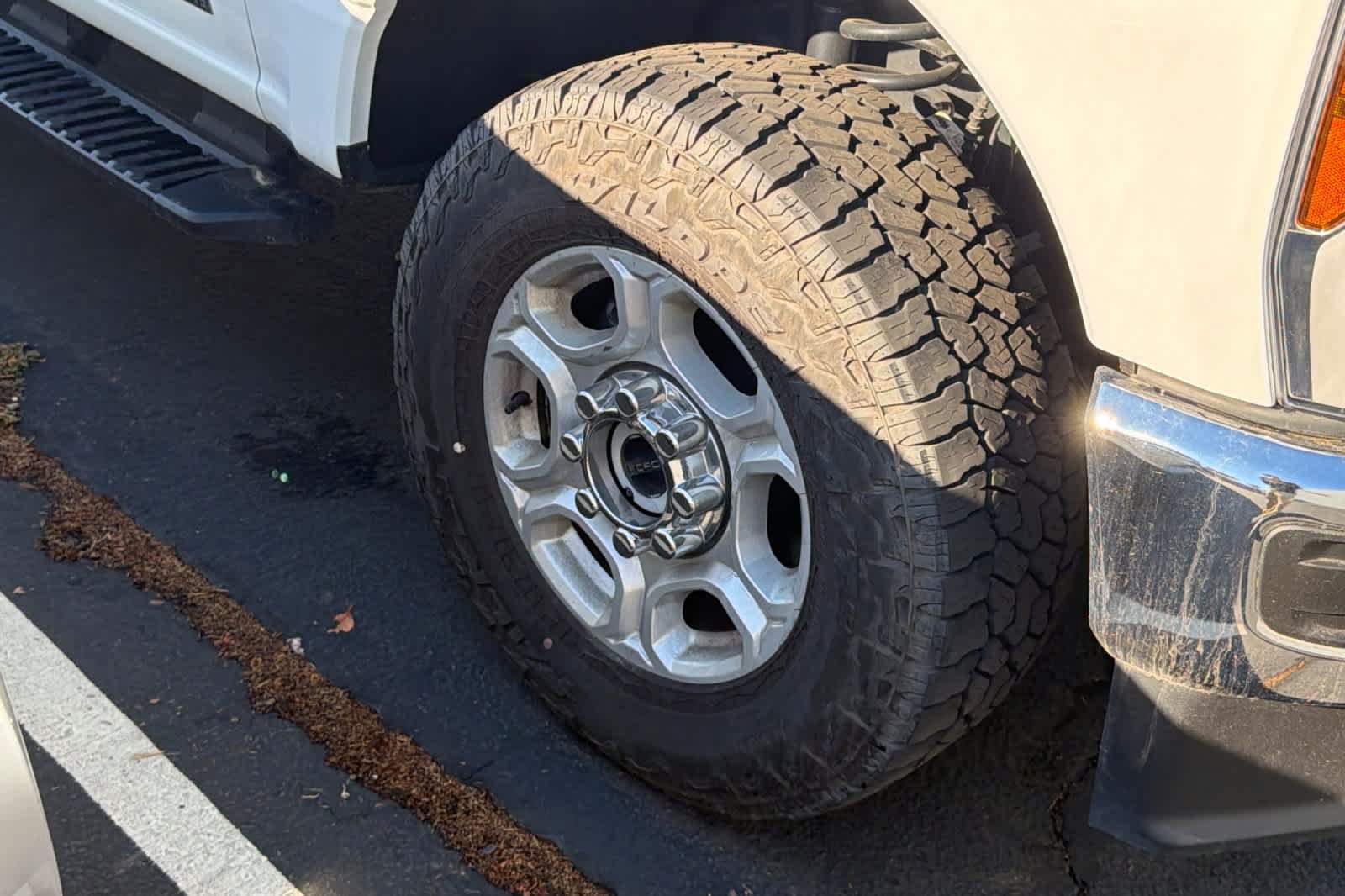 Used 2026 Ford F250 XLT AWD/4WD image 12
