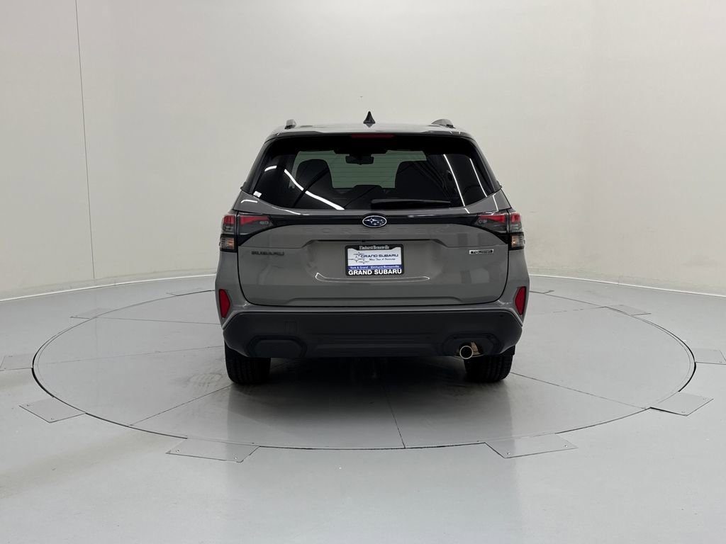 New 2026 Subaru Forester Touring AWD/4WD image 5