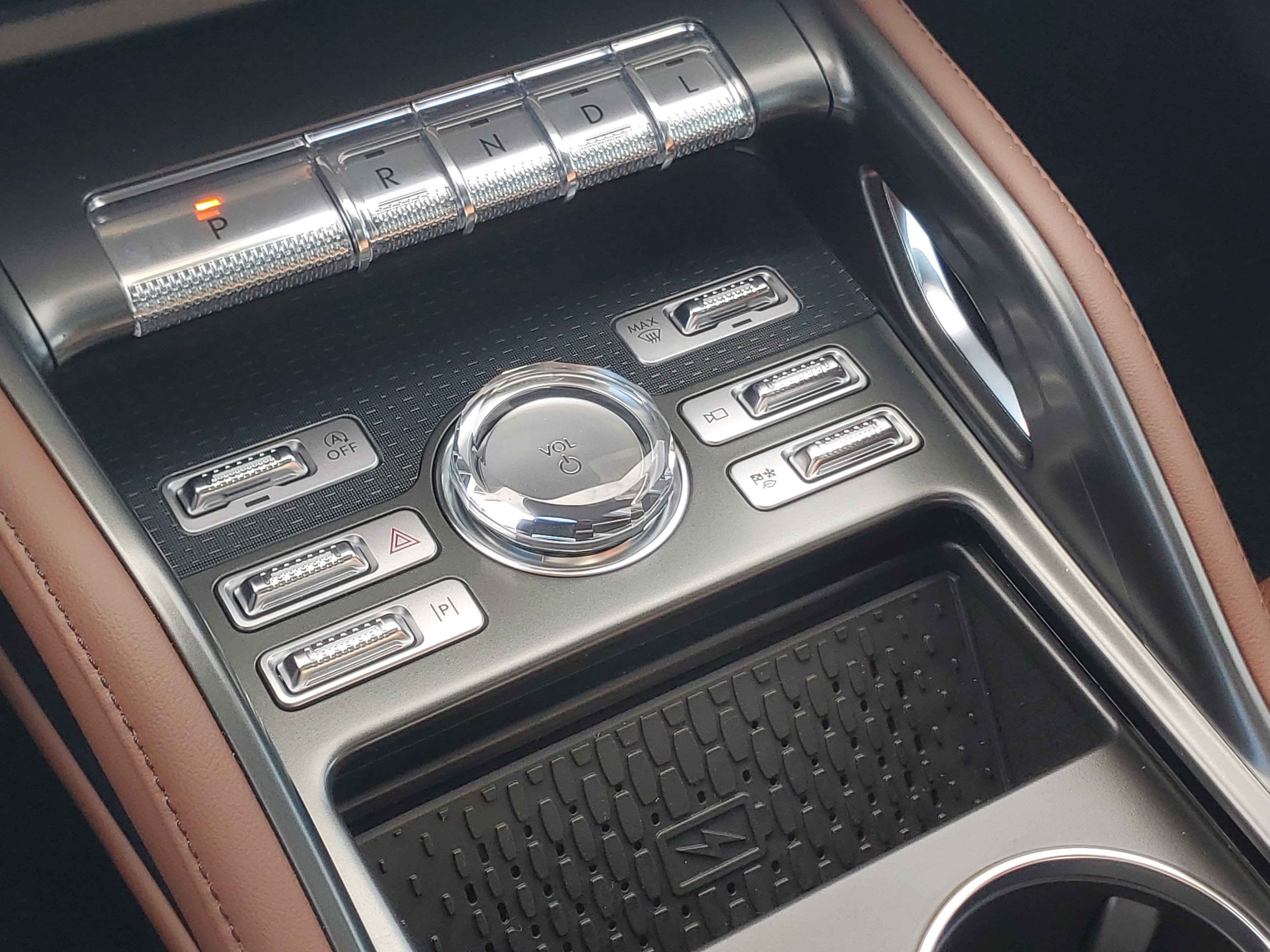 New 2026 Lincoln Nautilus Reserve image 26