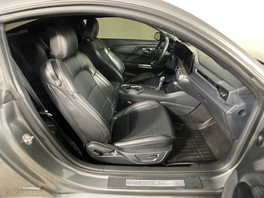 Certified 2025 Ford Mustang Premium image 7
