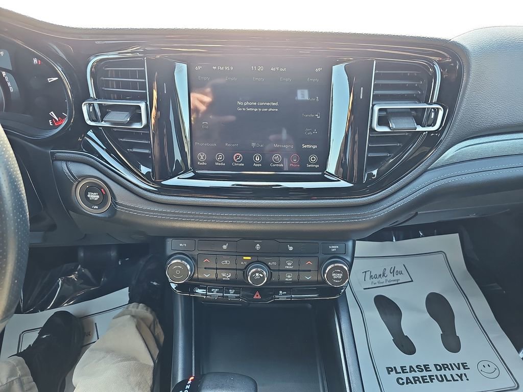 Used 2023 Dodge Durango SXT image 23