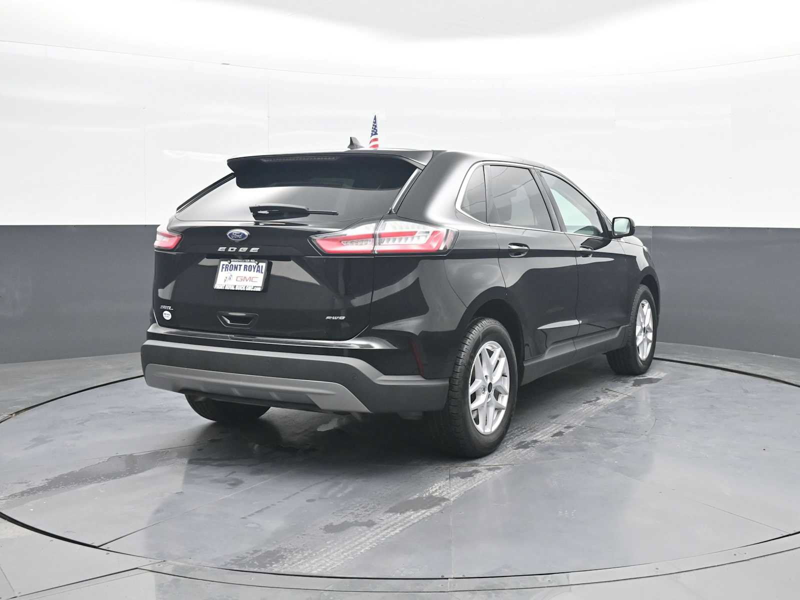 Used 2023 Ford Edge SEL AWD/4WD image 7