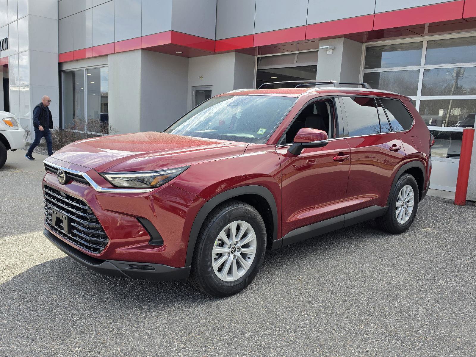 New 2026 Toyota Grand Highlander XLE image 8