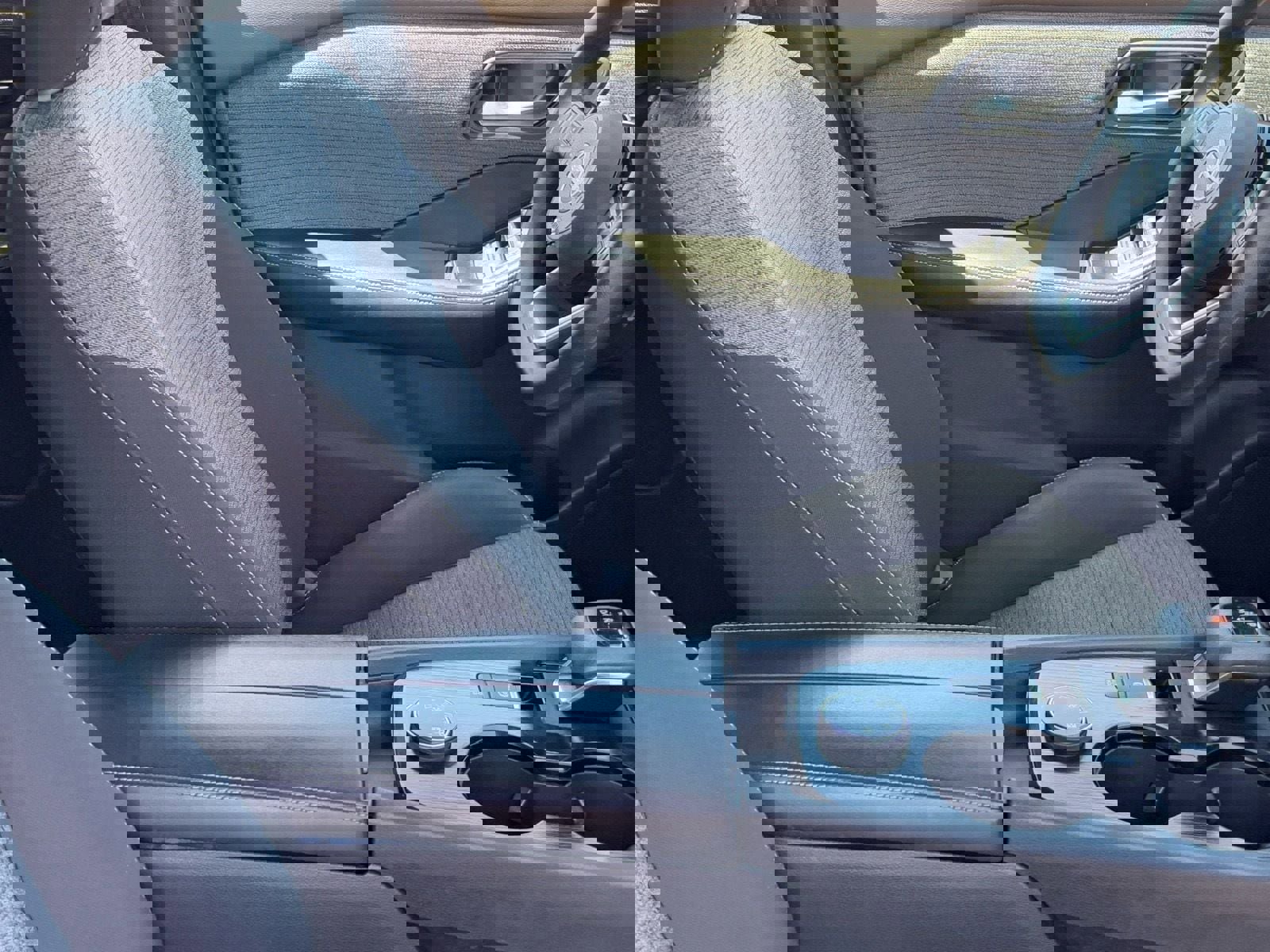 Certified 2022 Nissan Rogue SV image 10