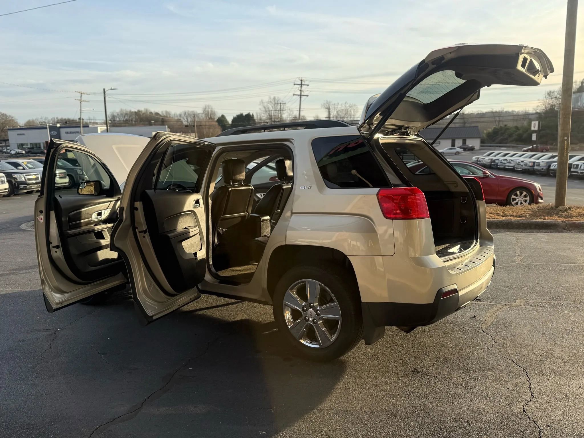 Used 2014 GMC Terrain SLT w/ LPO, Protection Package image 11