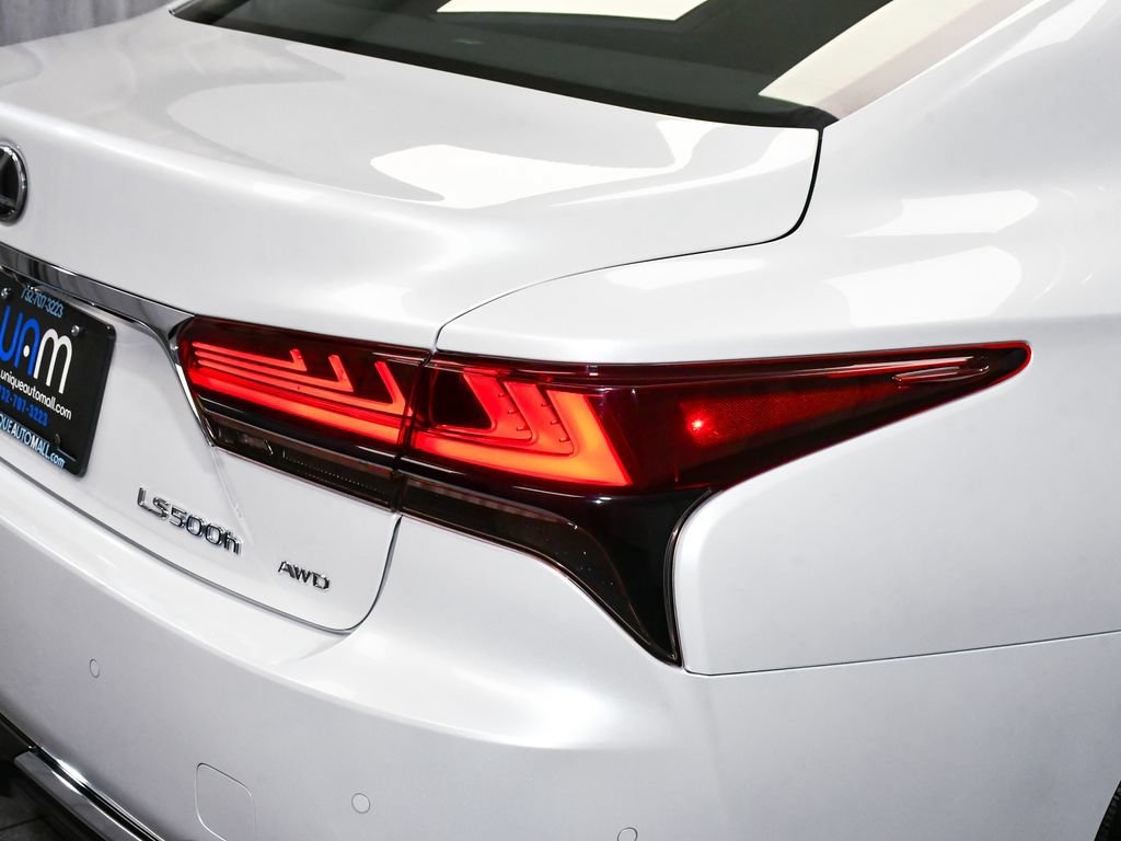 Used 2022 Lexus LS 500h AWD w/ Luxury Package image 90