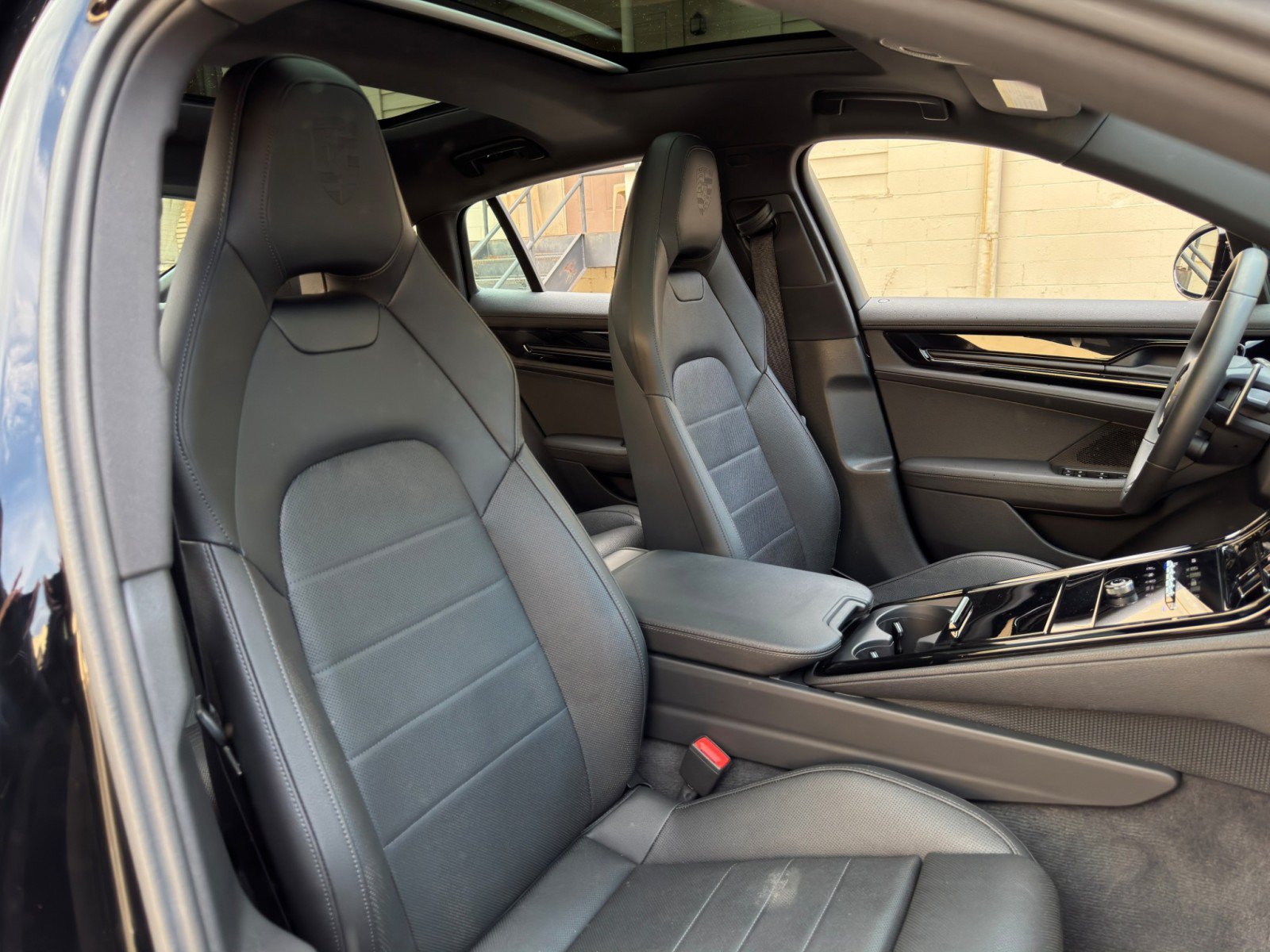 Used 2025 Porsche Panamera 4S AWD/4WD image 40