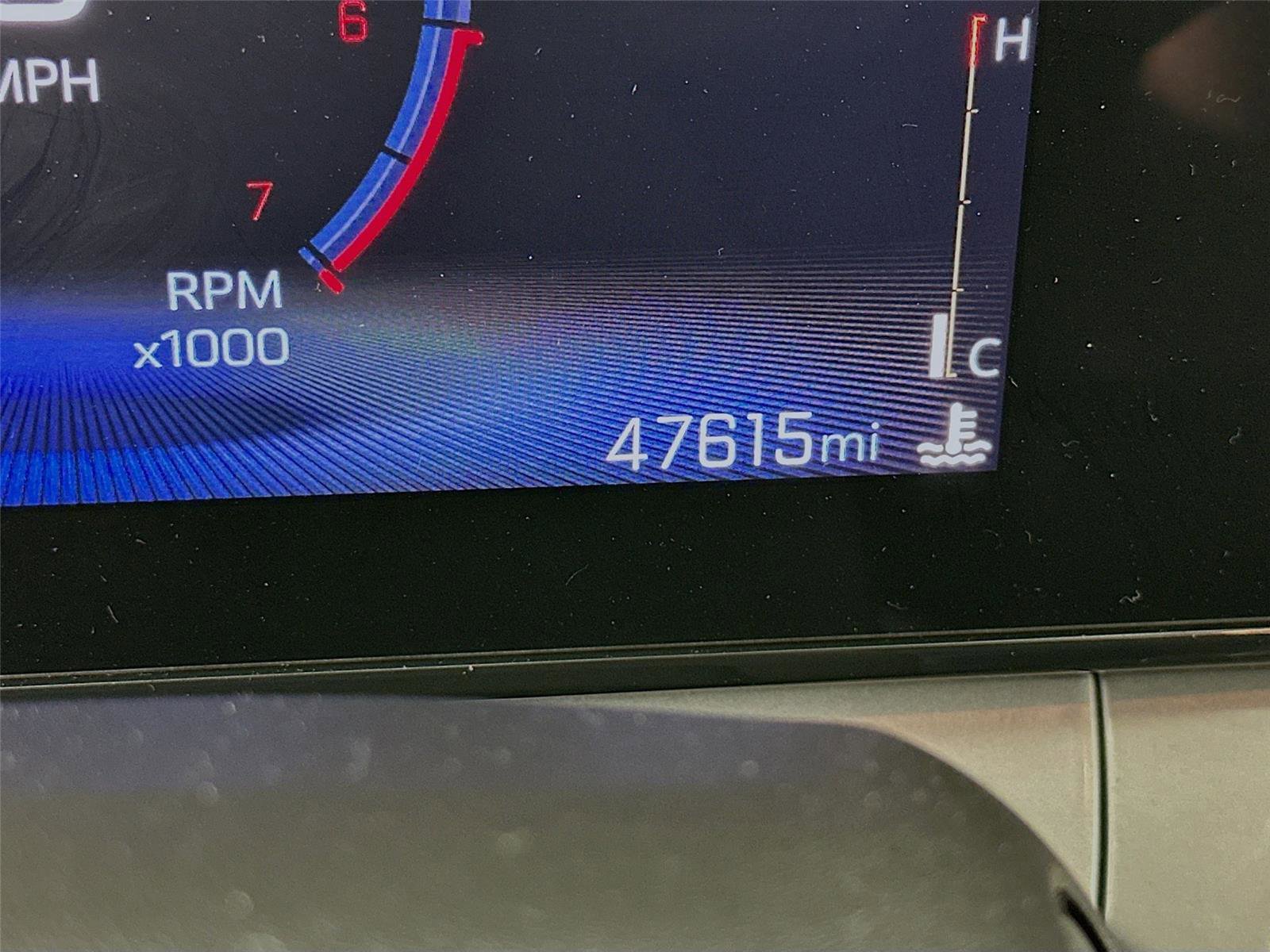 Used 2024 Chevrolet Trax LT FWD image 18