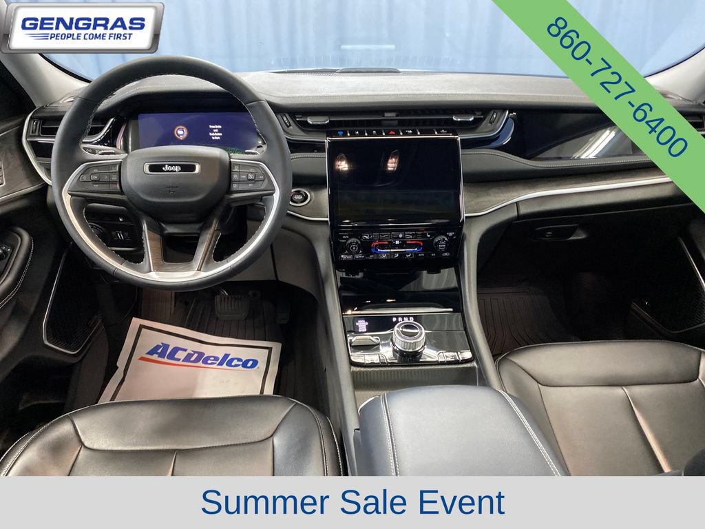 Used 2023 Jeep Grand Cherokee 4WD 4xe image 31