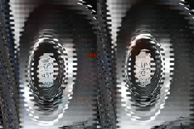 Used 2016 Nissan Maxima SR w/ Midnight Edition image 32