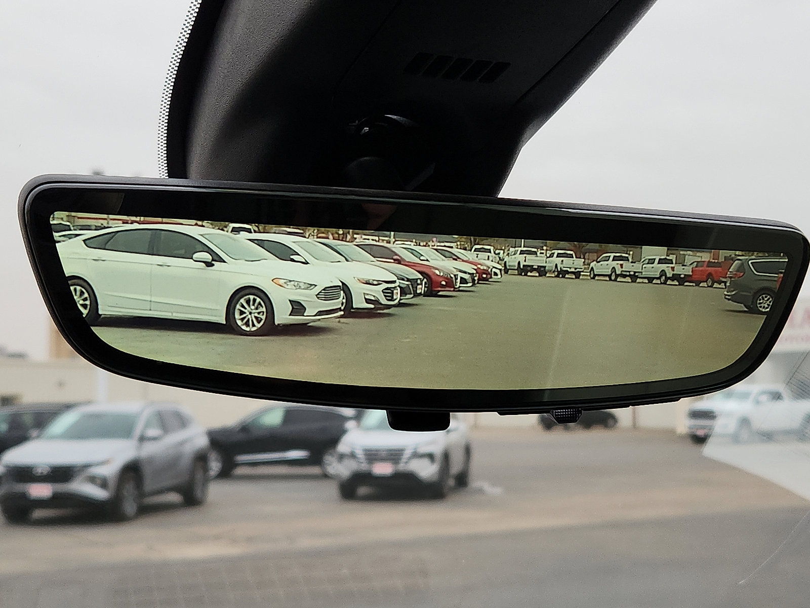 Used 2023 Buick Enclave Avenir w/ Avenir Technology Package AWD/4WD image 15