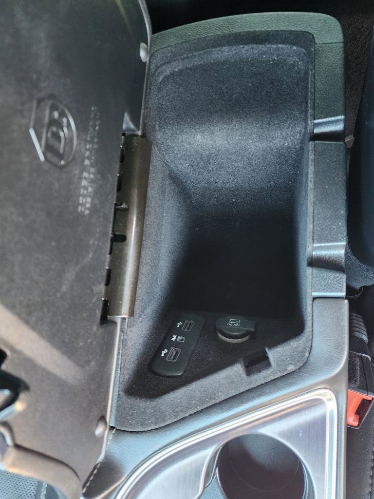 Used 2017 Dodge Challenger R/T Plus image 19