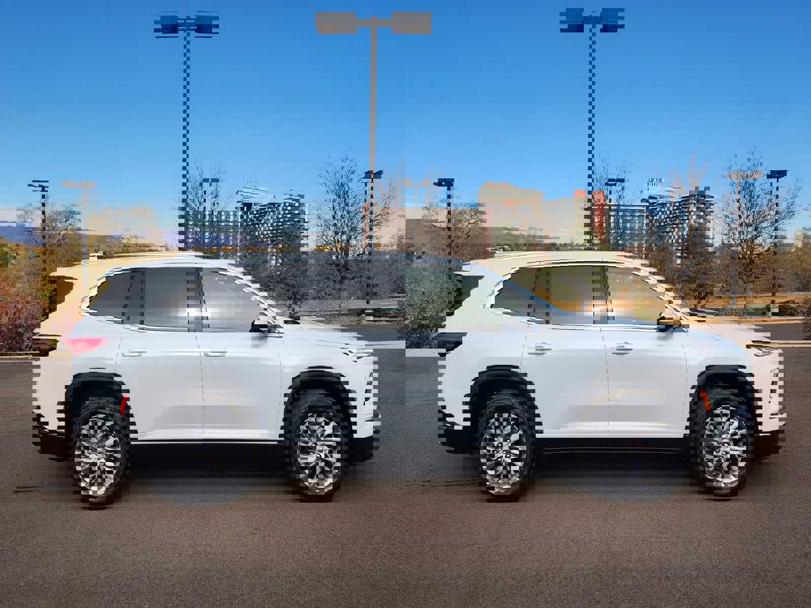 New 2026 Buick Enclave Preferred w/ Super Cruise Package image 2