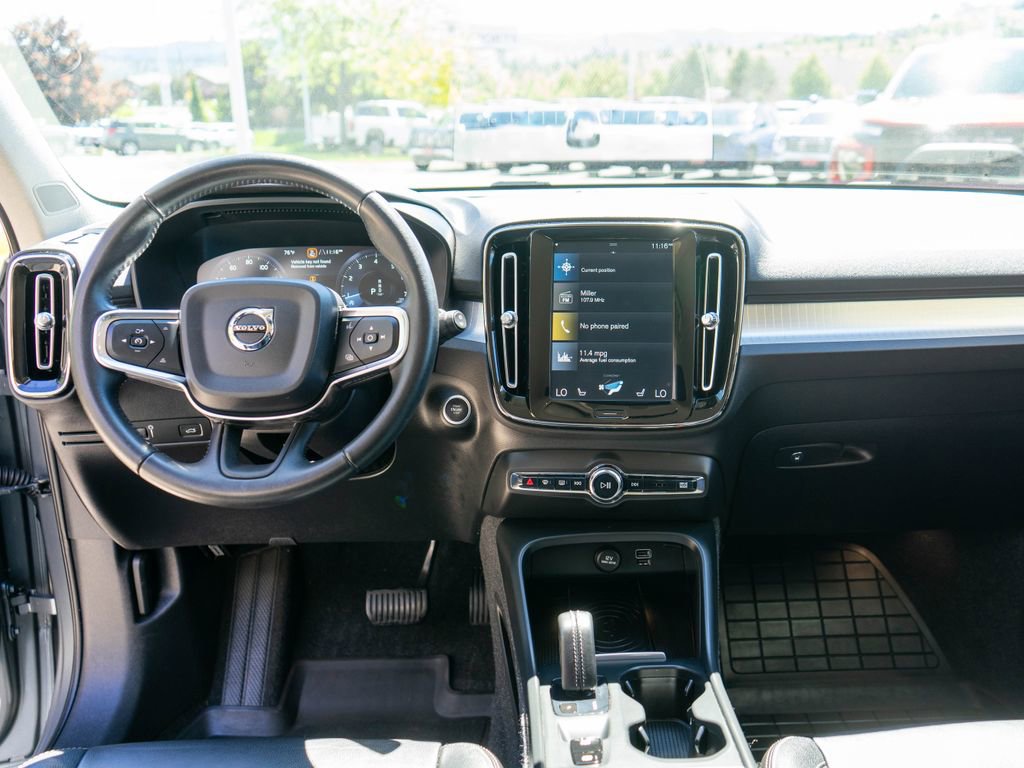 Used 2019 Volvo XC40 T5 Momentum AWD/4WD image 13