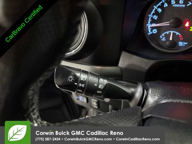 Used 2016 Toyota Tacoma TRD Sport w/ Towing Package AWD/4WD image 27