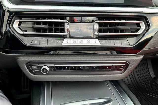 Used 2022 BMW Z4 M40i w/ Premium Package image 23