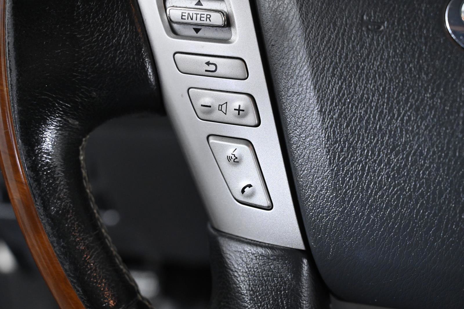 Used 2018 INFINITI QX80 image 11