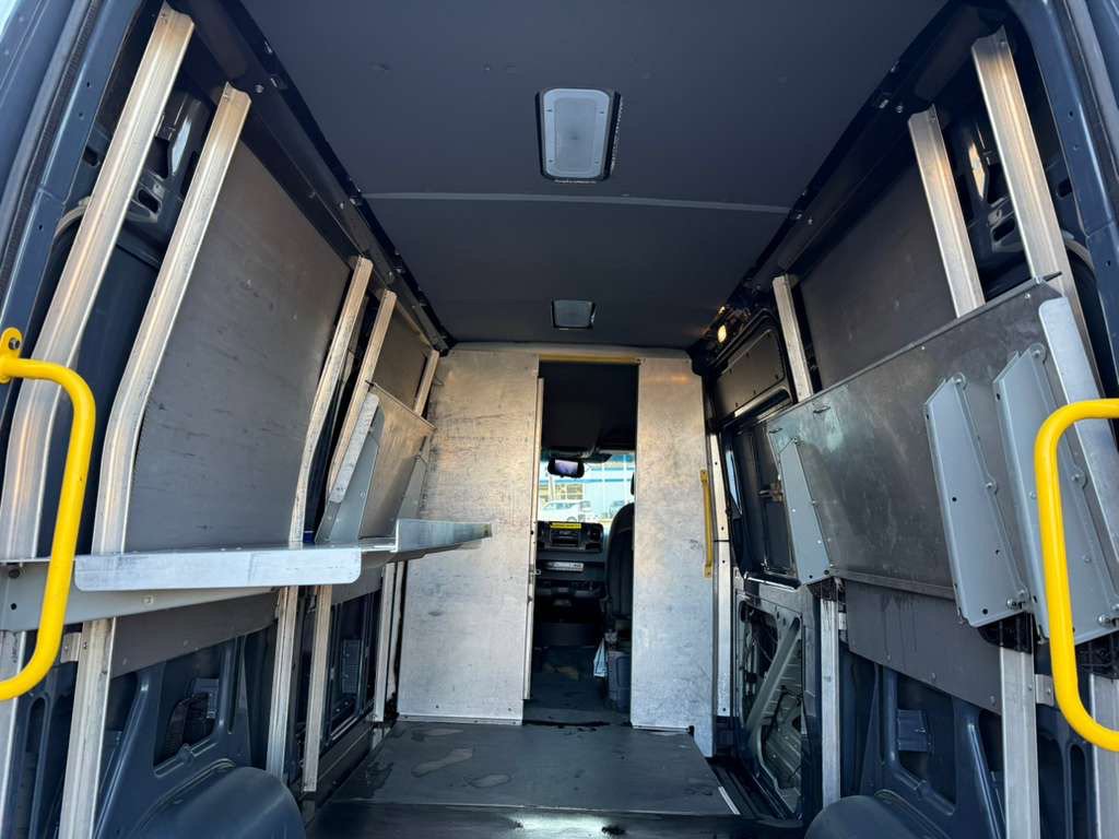Used 2019 Mercedes-Benz Sprinter 144 image 43