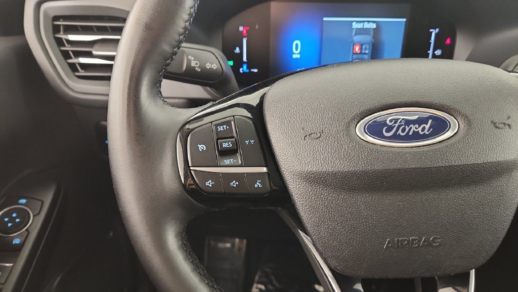 Used 2023 Ford Escape Active AWD/4WD image 17