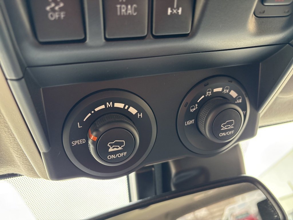 Used 2021 Toyota 4Runner Venture image 25