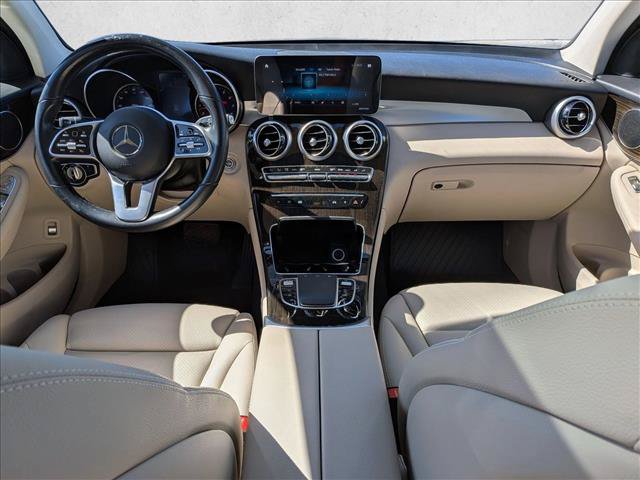 Used 2021 Mercedes-Benz GLC 300 4MATIC image 17
