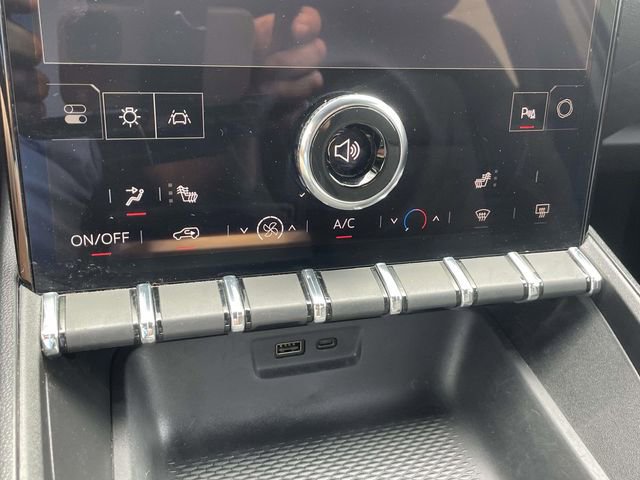 Certified 2025 GMC Terrain Elevation AWD/4WD image 18