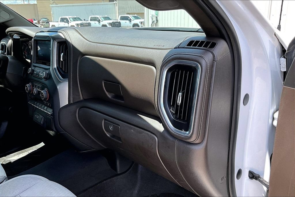 Used 2019 Chevrolet Silverado 1500 LT w/ Texas Edition AWD/4WD image 19