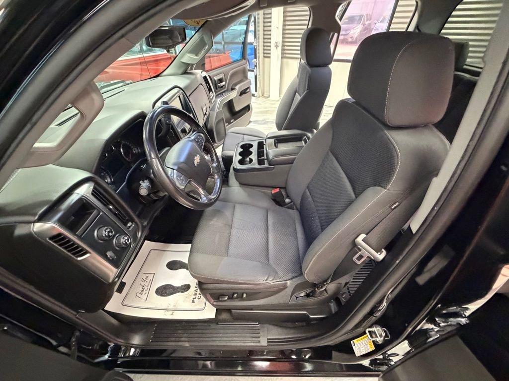 Used 2018 Chevrolet Silverado 1500 LT w/ All Star Edition image 48