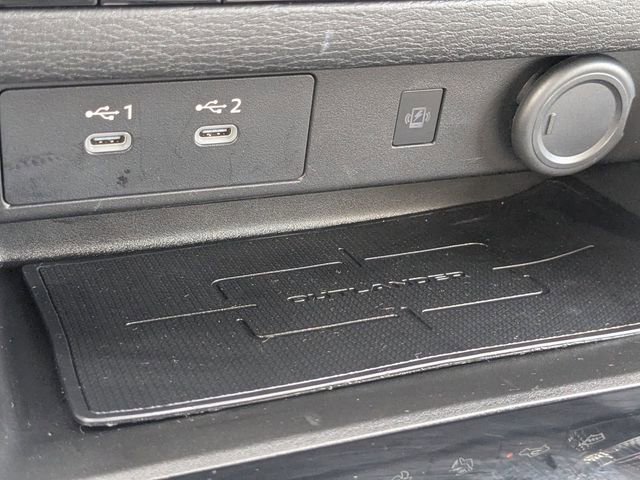 Used 2025 Mitsubishi Outlander AWD image 22