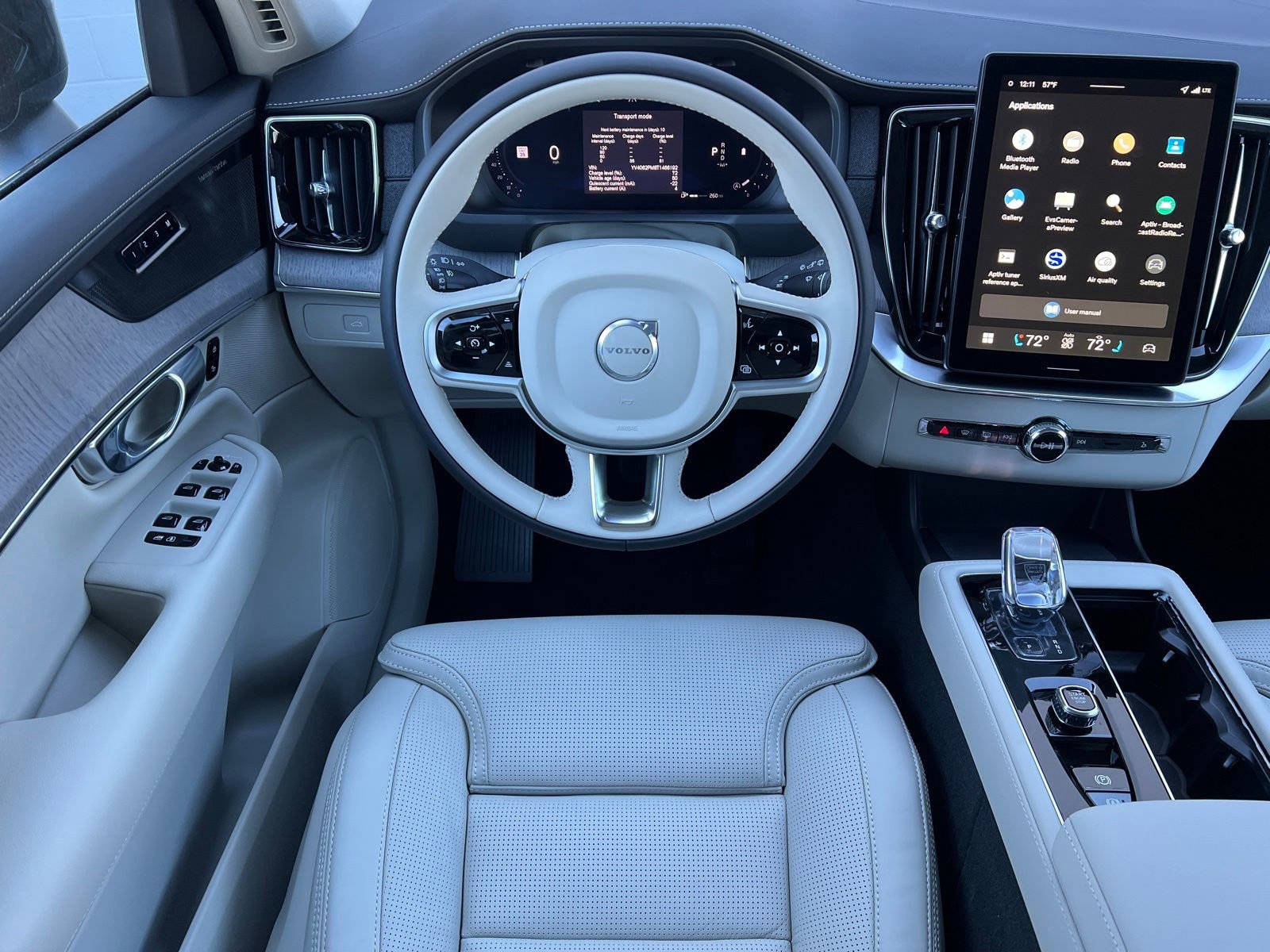 New 2026 Volvo XC90 B6 Ultra image 24