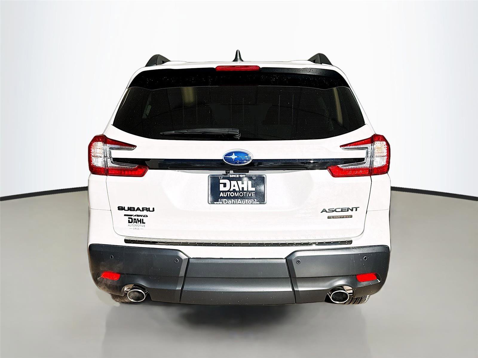 Used 2025 Subaru Ascent Bronze Edition image 4