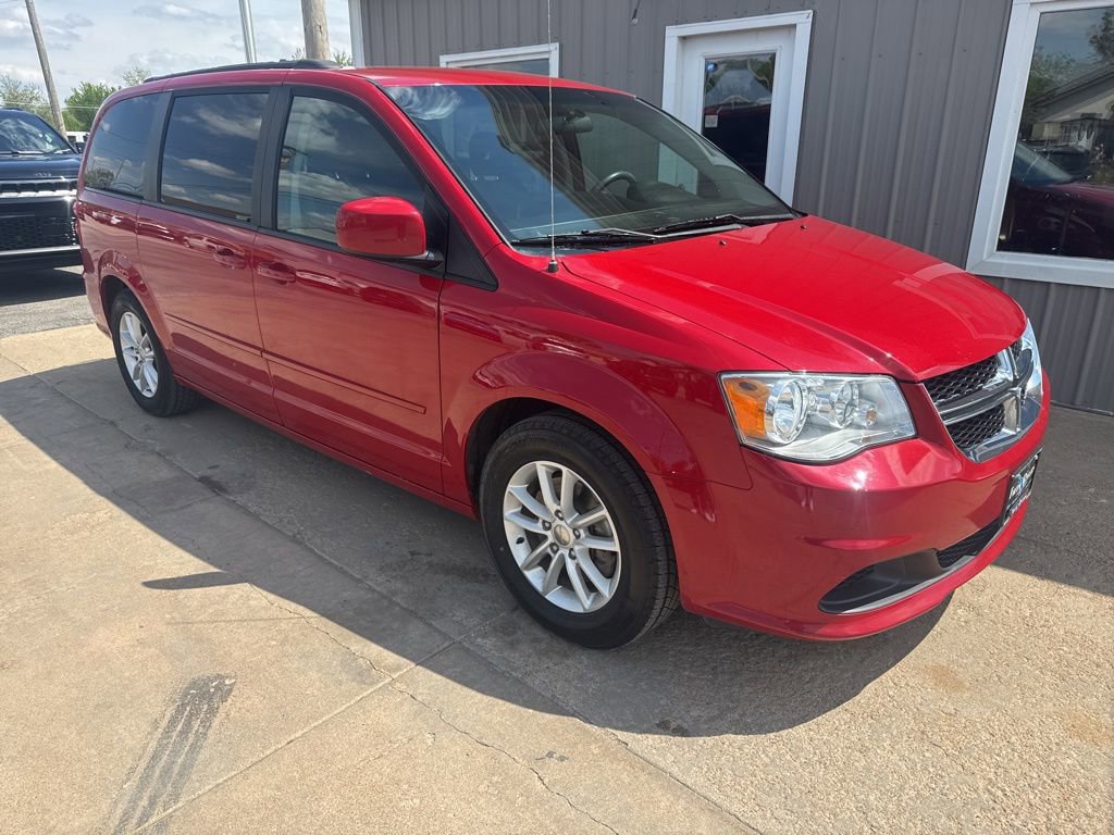 Used 2016 Dodge Grand Caravan SXT FWD image 1