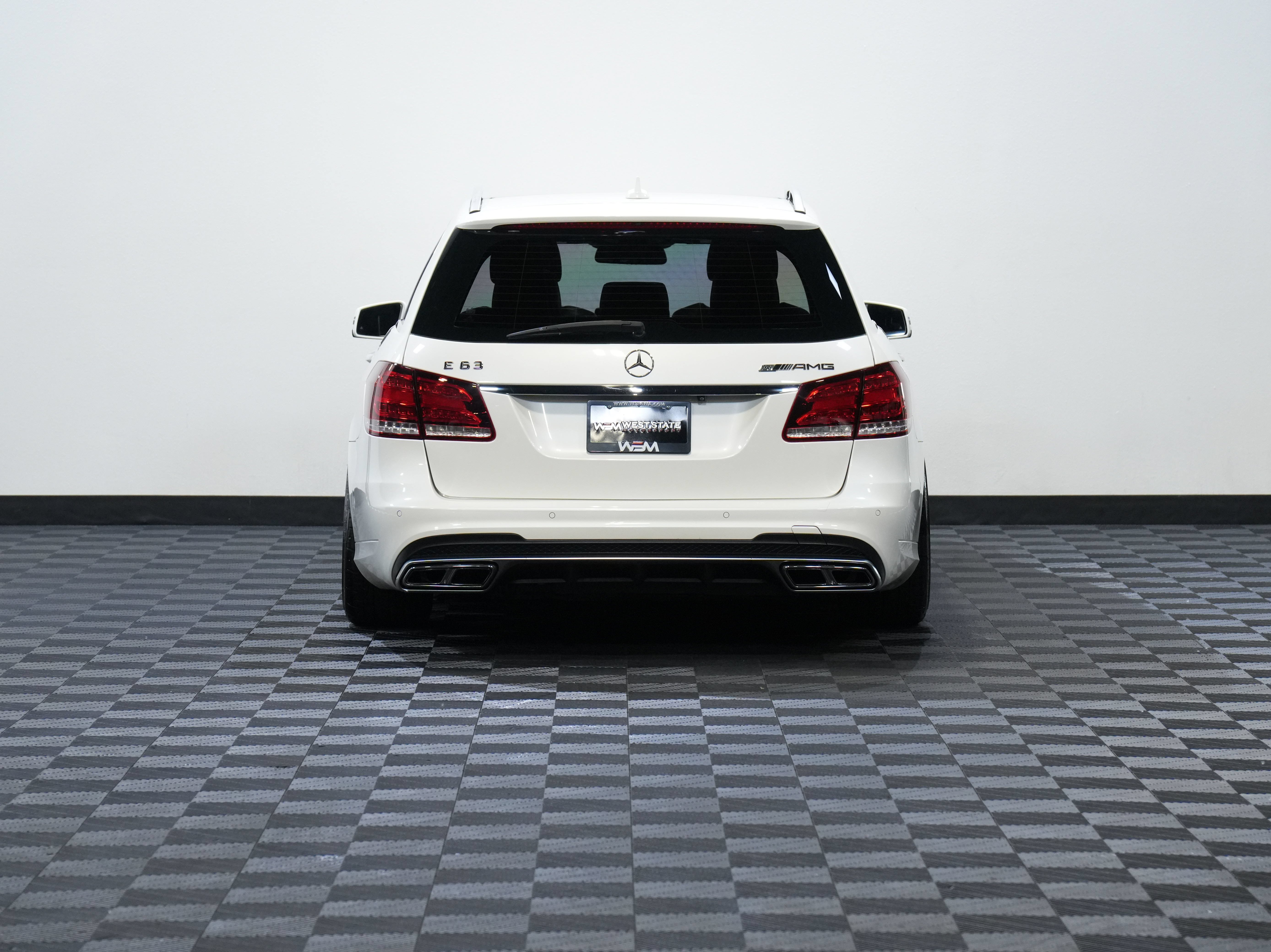 Used 2014 Mercedes-Benz E 63 AMG S-Model w/ Driver Assistance Package image 7